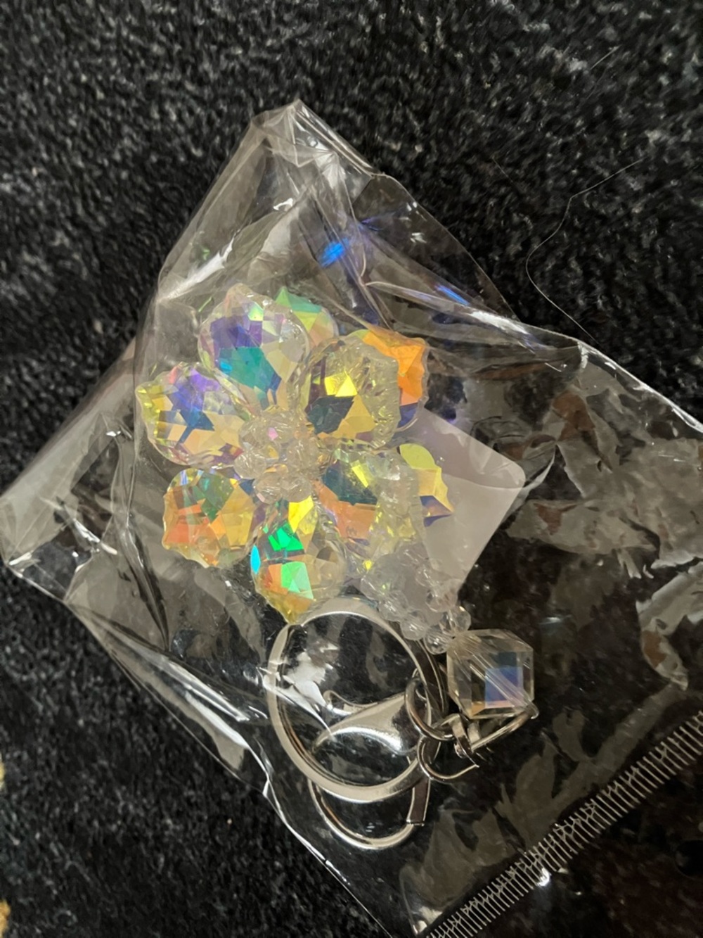 Rainbow crystal flower keychain, new in packaging, aurora borealis light effects